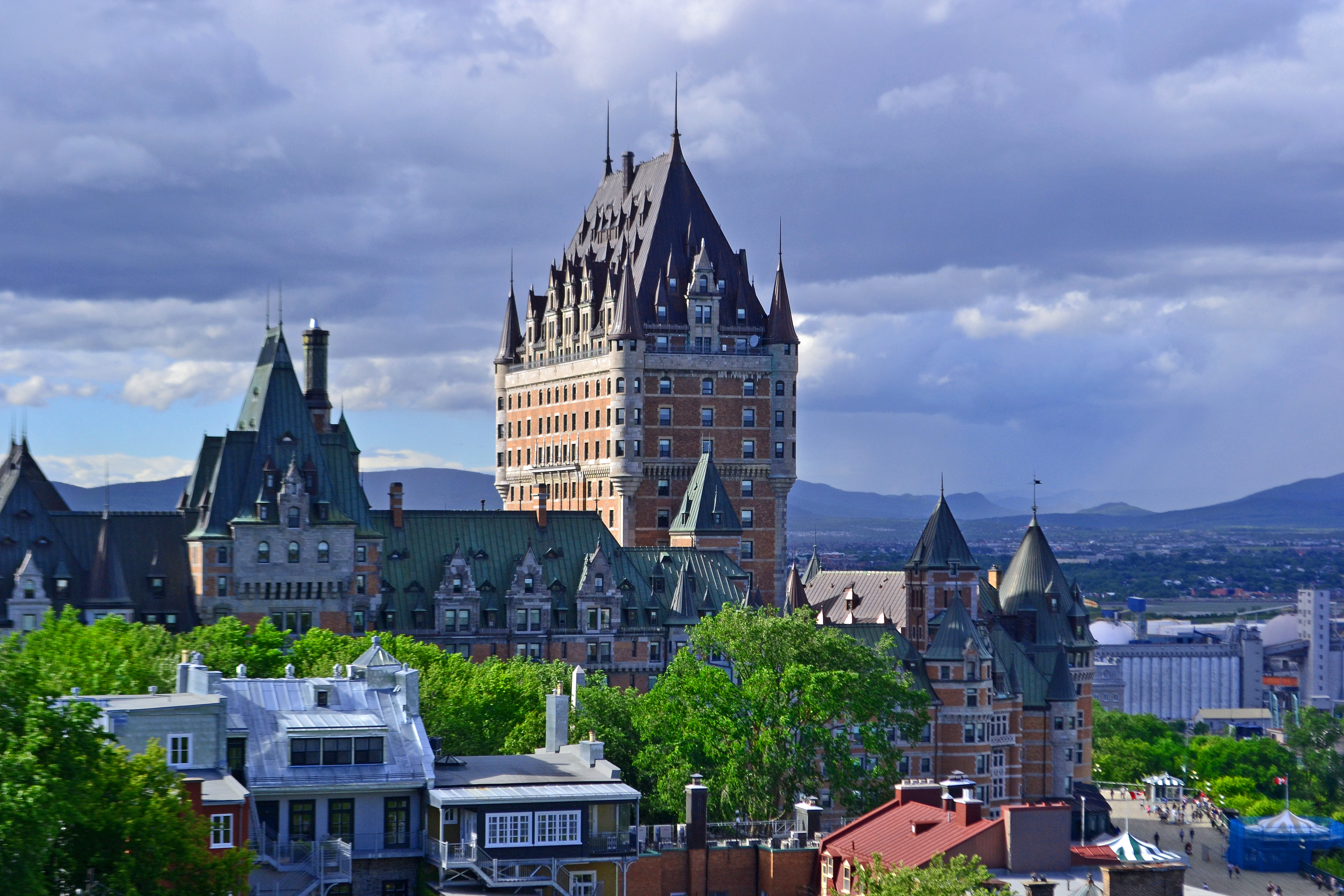 Read more about the article Quebec City at Night