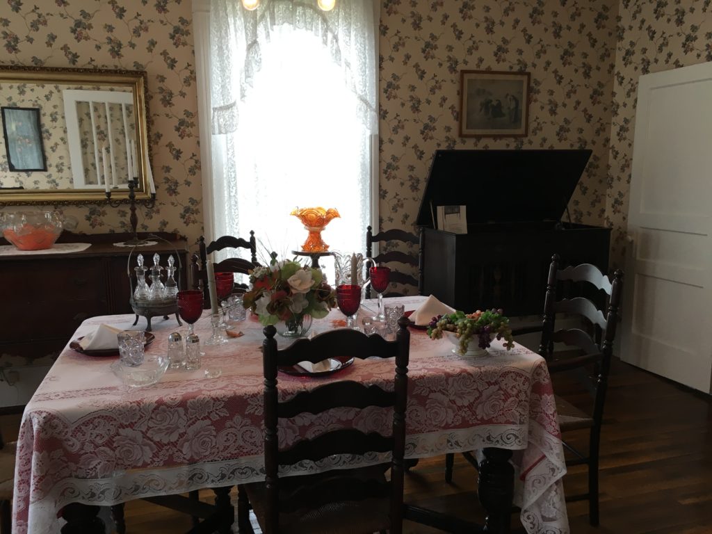 The dining room of the supervisor's house
